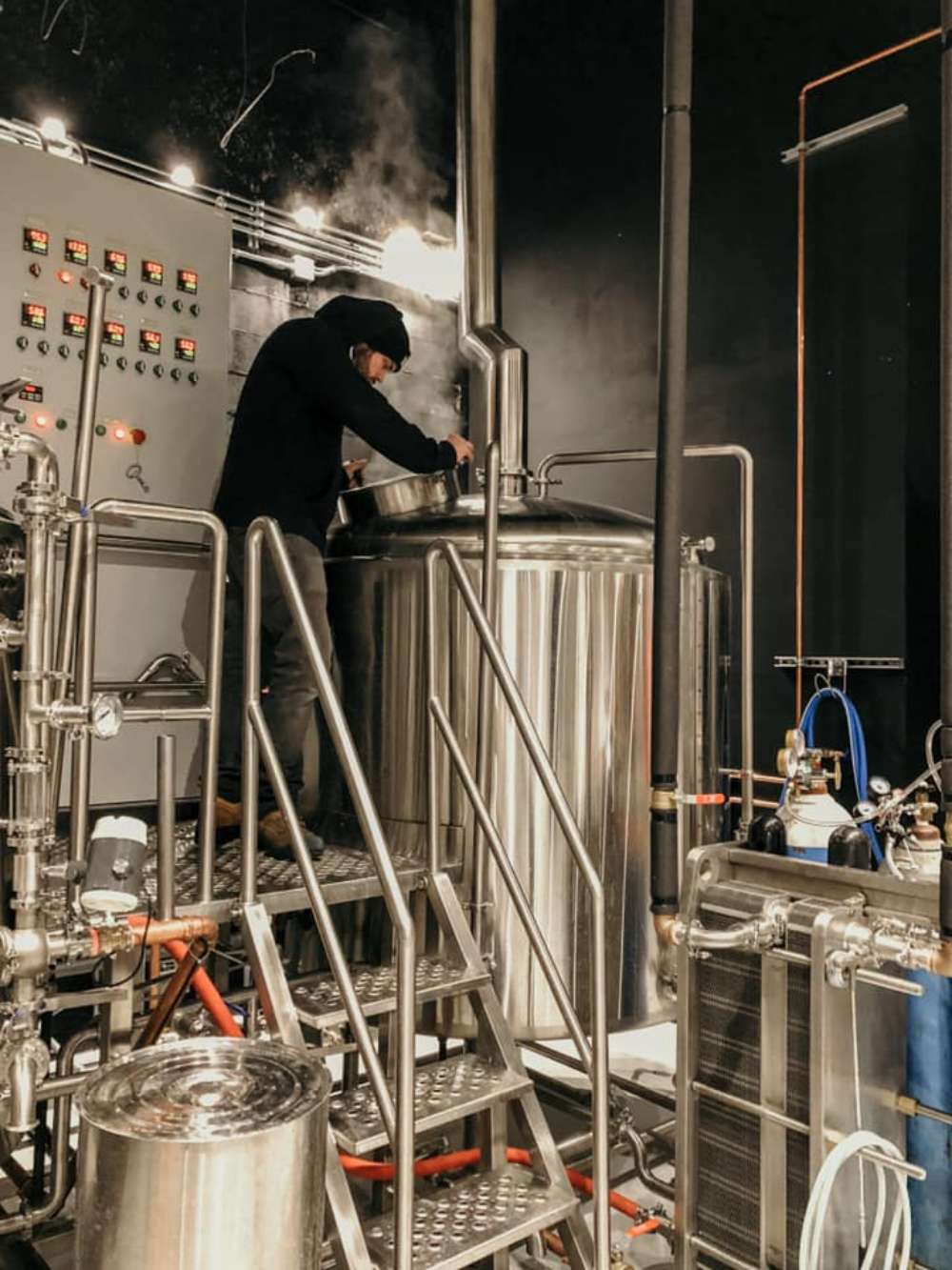 1200L brewery equipment, Beer fermenter, beer fermentation tank, microbrewery system, 1200L brewery system ,brewery in Canada